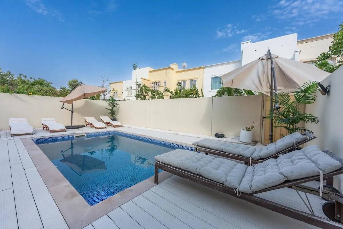 Luxurious Spacious 3-Bedroom Villa With Private Pool At Springs 10 Dubai Emirati Arabi Uniti