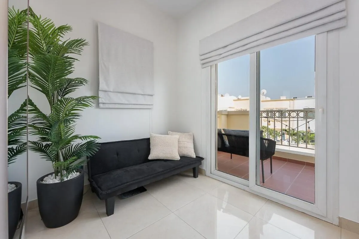 Luxurious Spacious 3-Bedroom Villa With Private Pool At Springs 10 Dubai